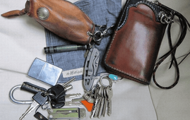 Фотоконкурс "Что у меня в карманах?"/ 4 мая.